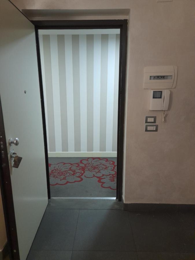 Full Casa Apartment Cosenza Luaran gambar